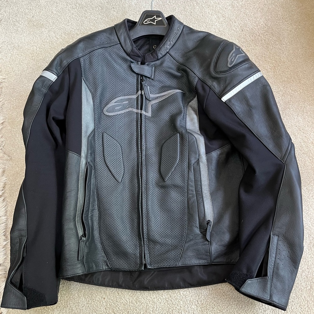 Alpinestars Faster Airflow black leather jacket men’s 42. Euro 52